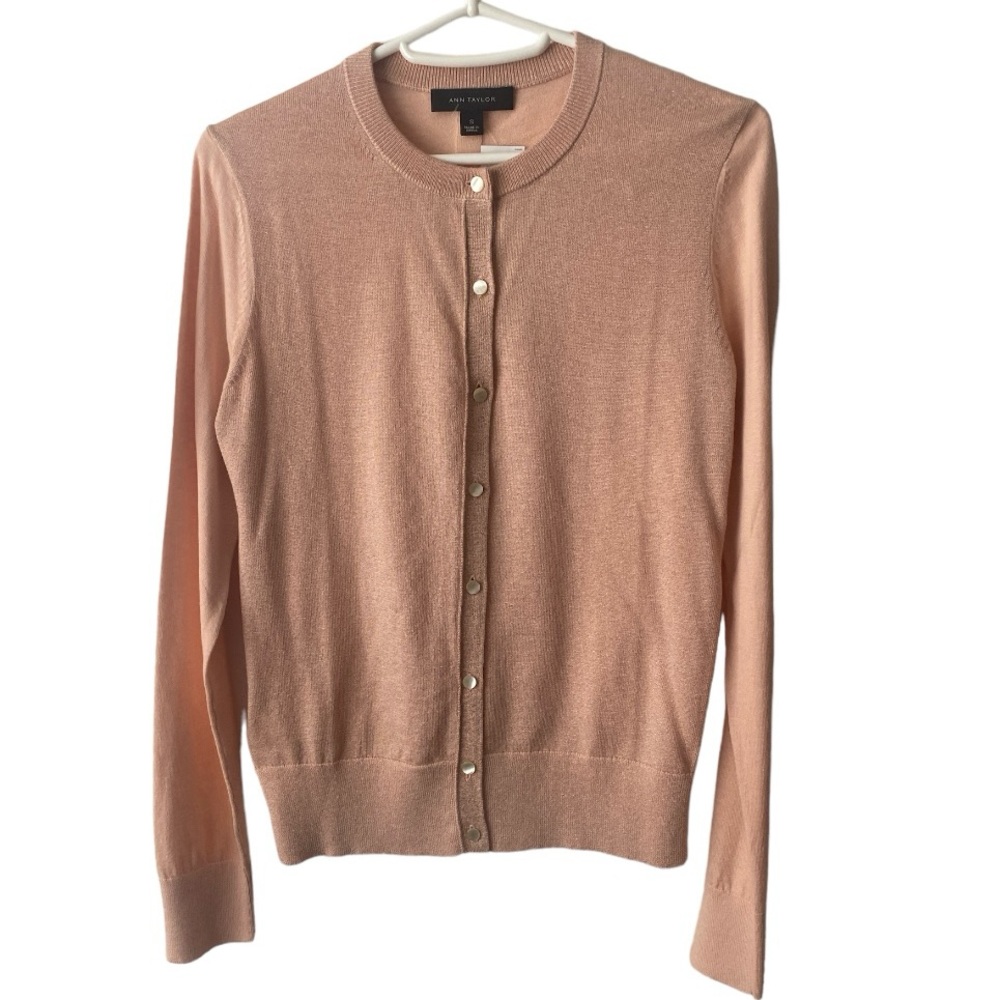 Small Ann Taylor light salmon pink cardigan w shimmer front NWT